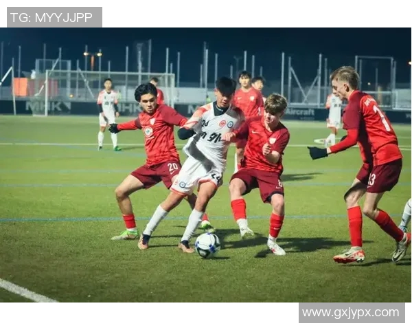 富尔足球星崛起之路：探索新兴足球豪门的成长与未来潜力